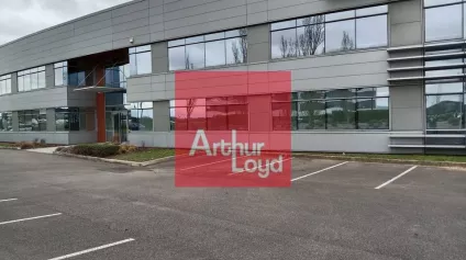 CELLULE LOGISTIQUE A LOUER - Offre immobilière - Arthur Loyd