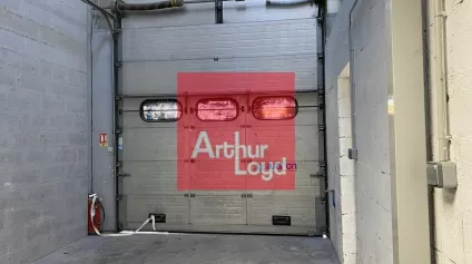 Petite cellule d'activité à la location à EVRY - Offre immobilière - Arthur Loyd